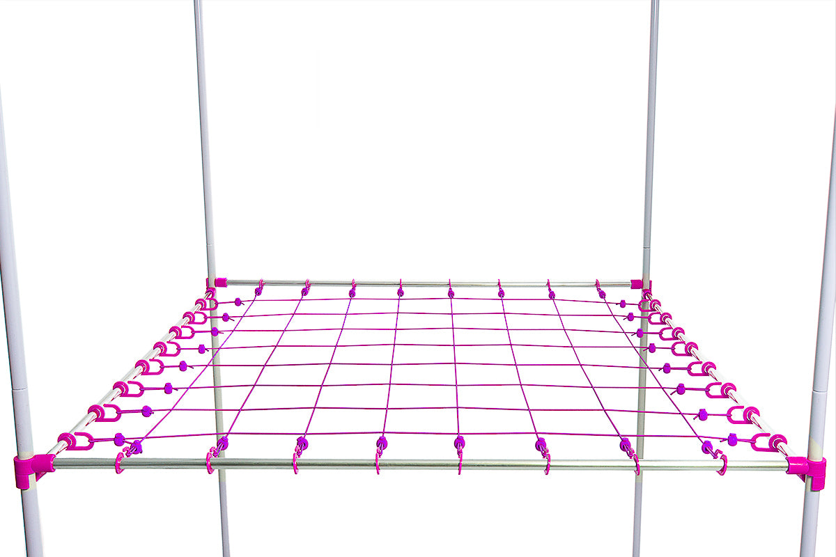 Pinkes Betternet 8×8 Single Layer mit pinken Haken und Netzschnüren